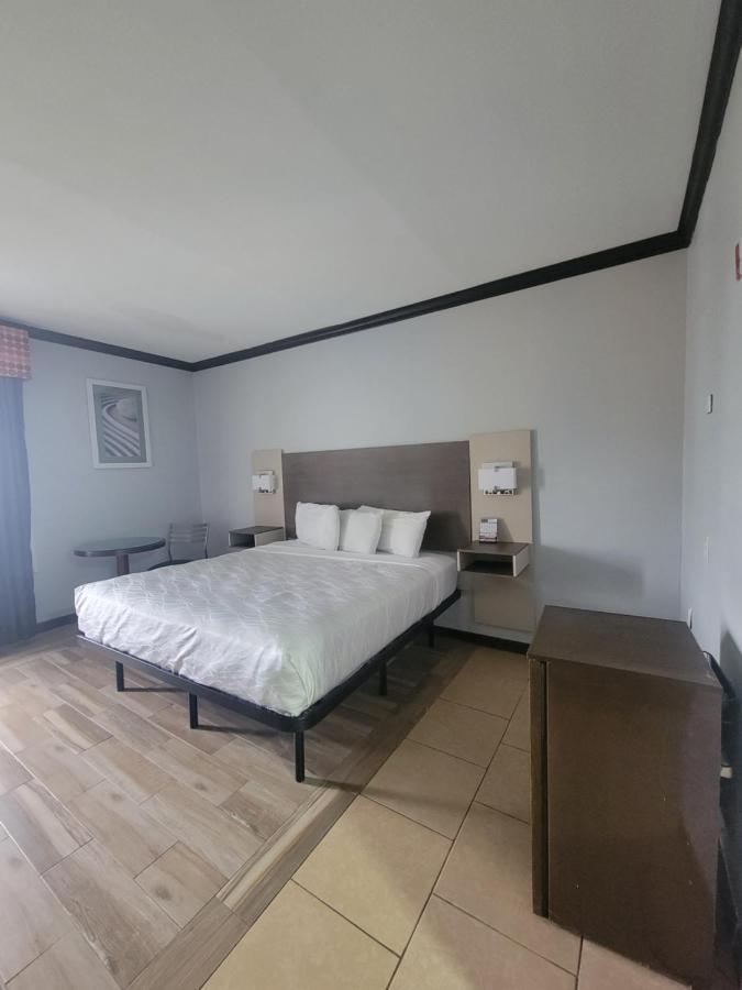 Blue Bay Inn And Suites South Padre Island Buitenkant foto