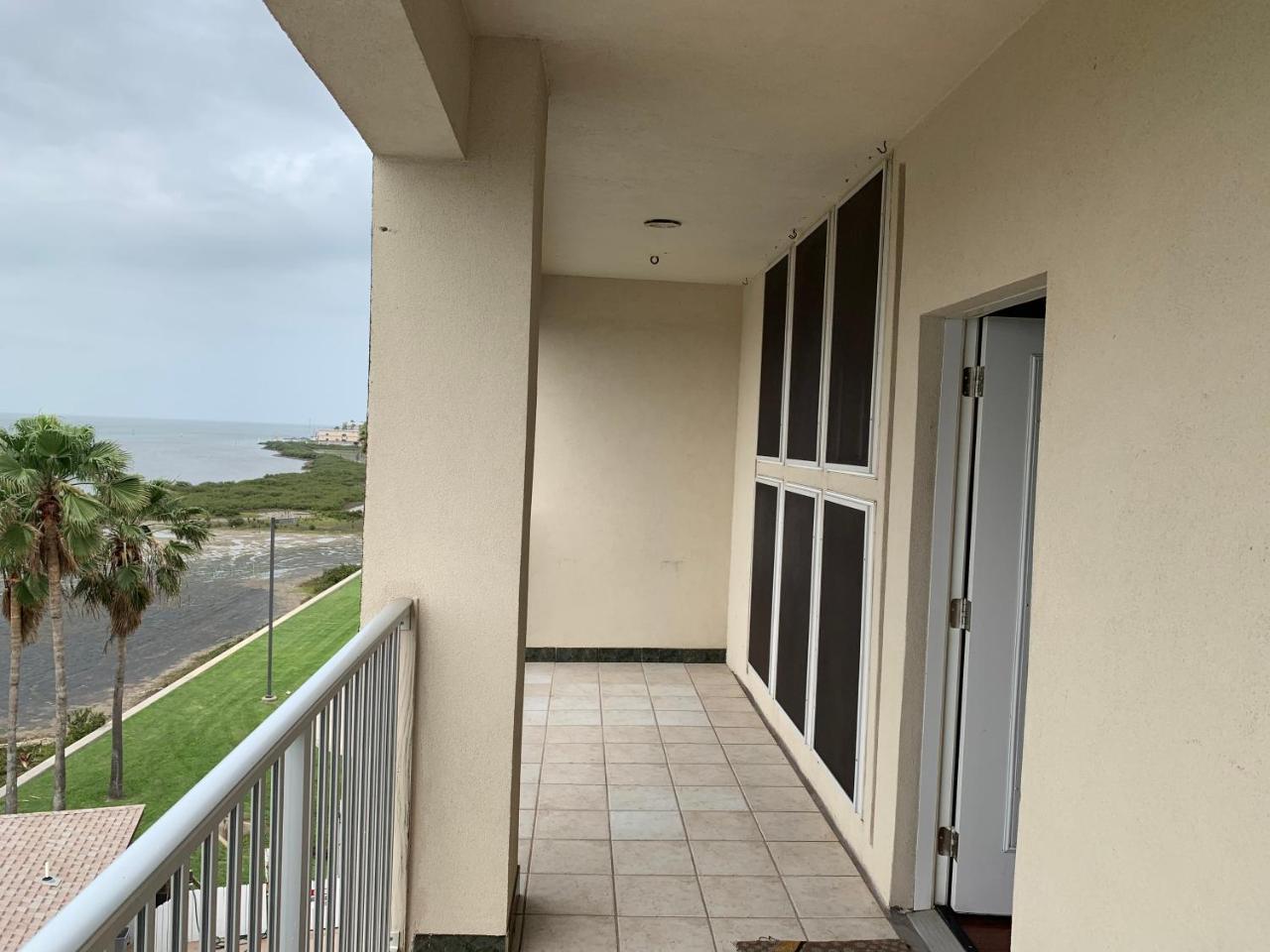Blue Bay Inn And Suites South Padre Island Buitenkant foto